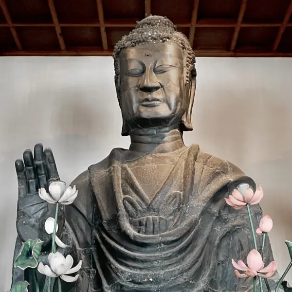飛鳥寺跡｜日本最古の寺院跡。幻の一塔三金堂に仏教受容の苦難を
