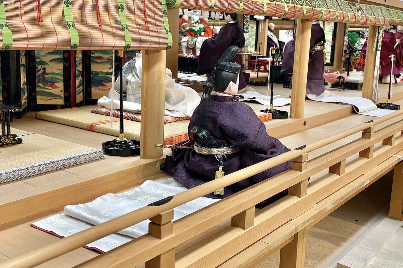 有職装束|平安時代の服装を大解説!平安貴族は何を着ていた? - 史跡ナビ